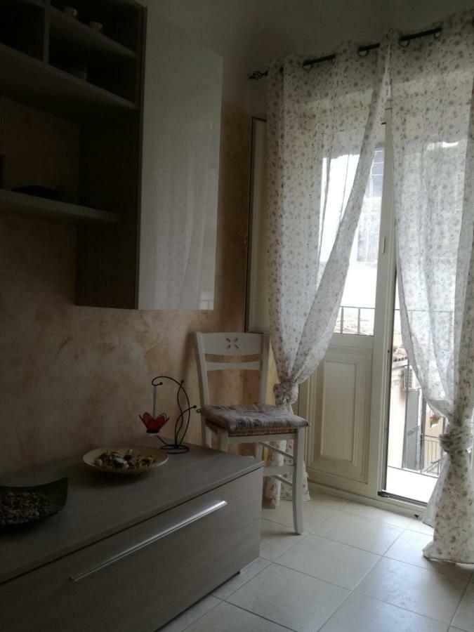 Casa Vacanze "Cortile Aquilone" Catania Exterior photo